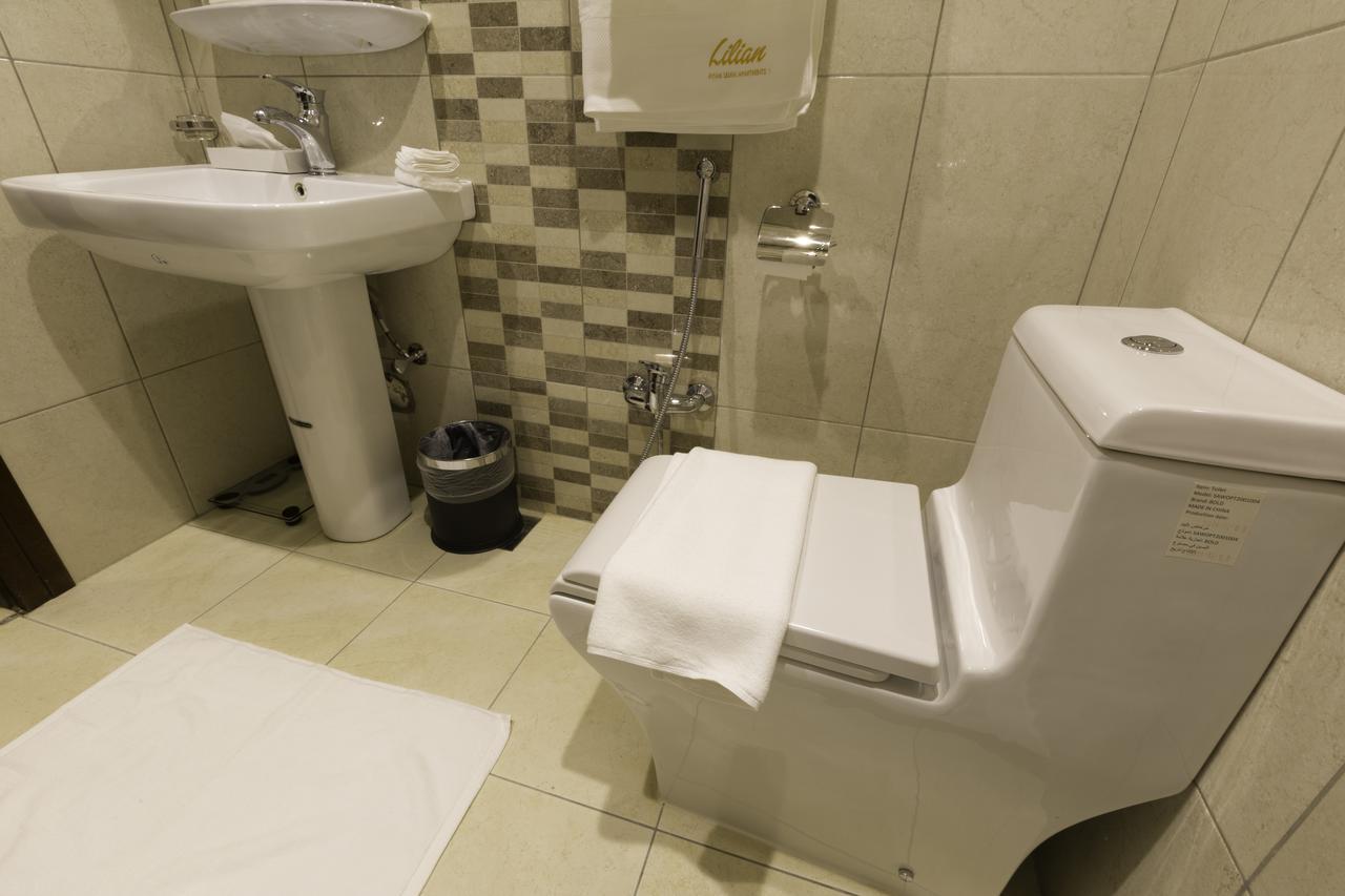 Ayam Lilian Aparthotel Бурайда Экстерьер фото